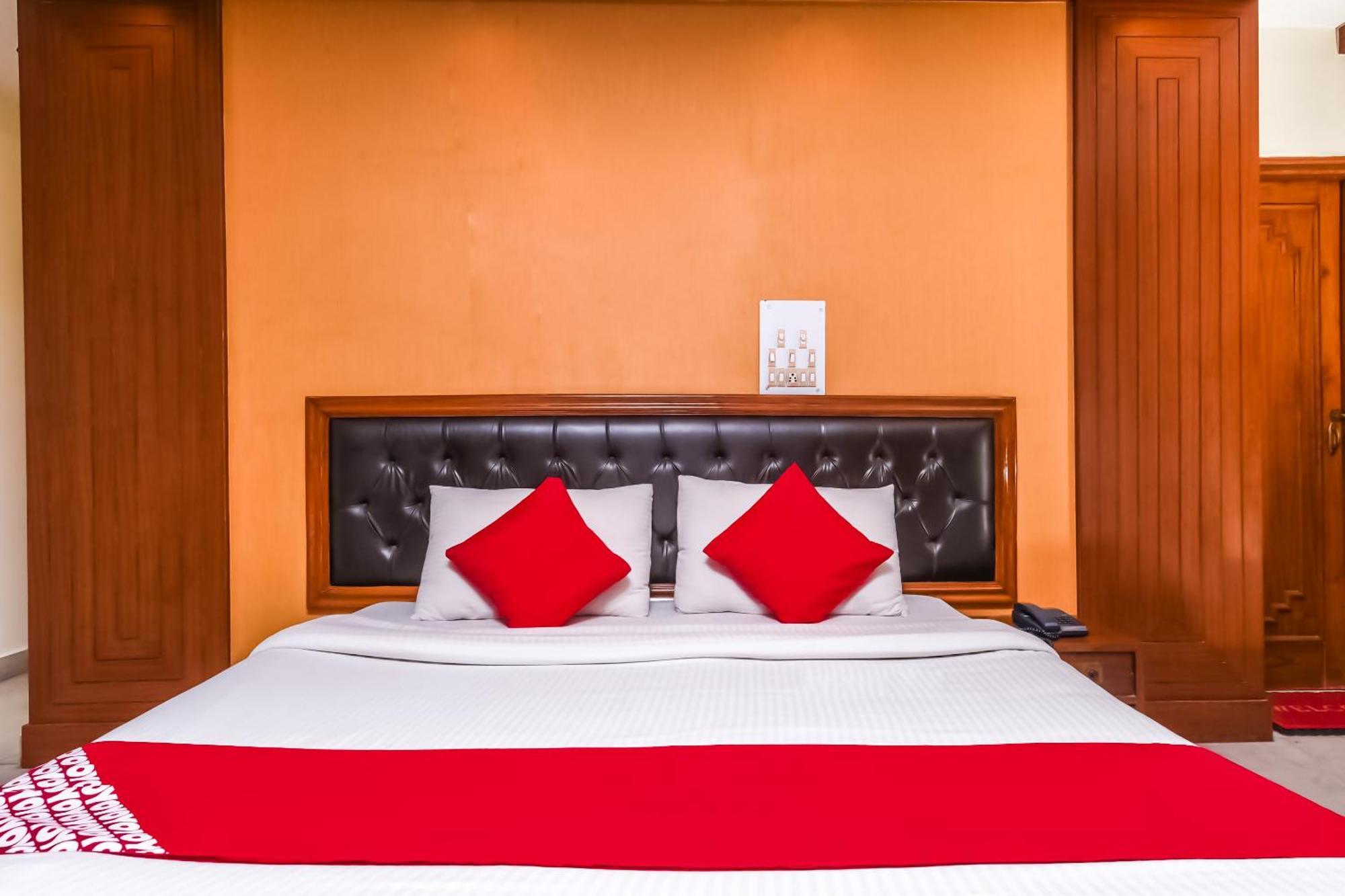 Super Hotel O Mohit Regency Bhopal Eksteriør billede