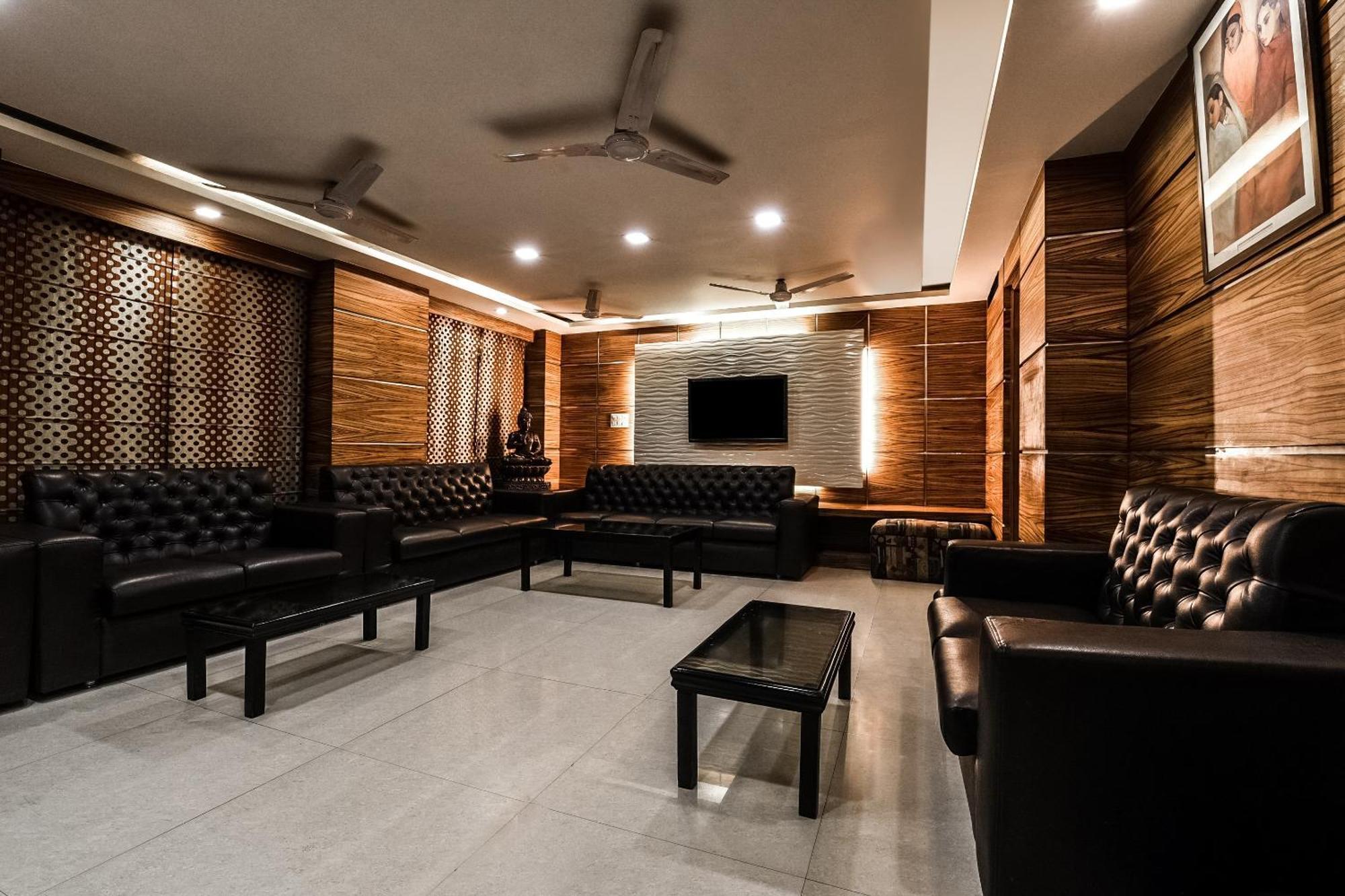 Super Hotel O Mohit Regency Bhopal Eksteriør billede