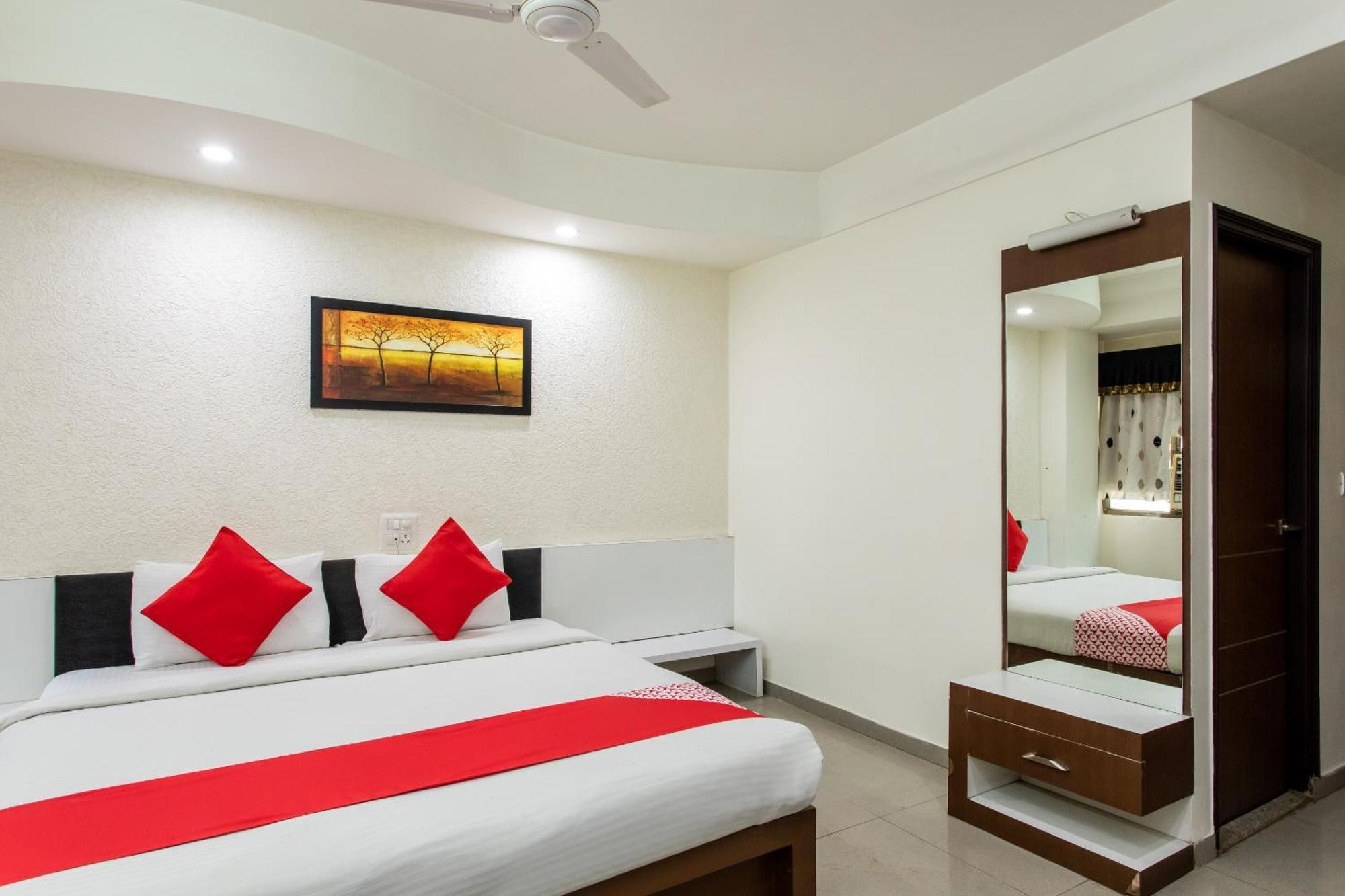 Super Hotel O Mohit Regency Bhopal Eksteriør billede