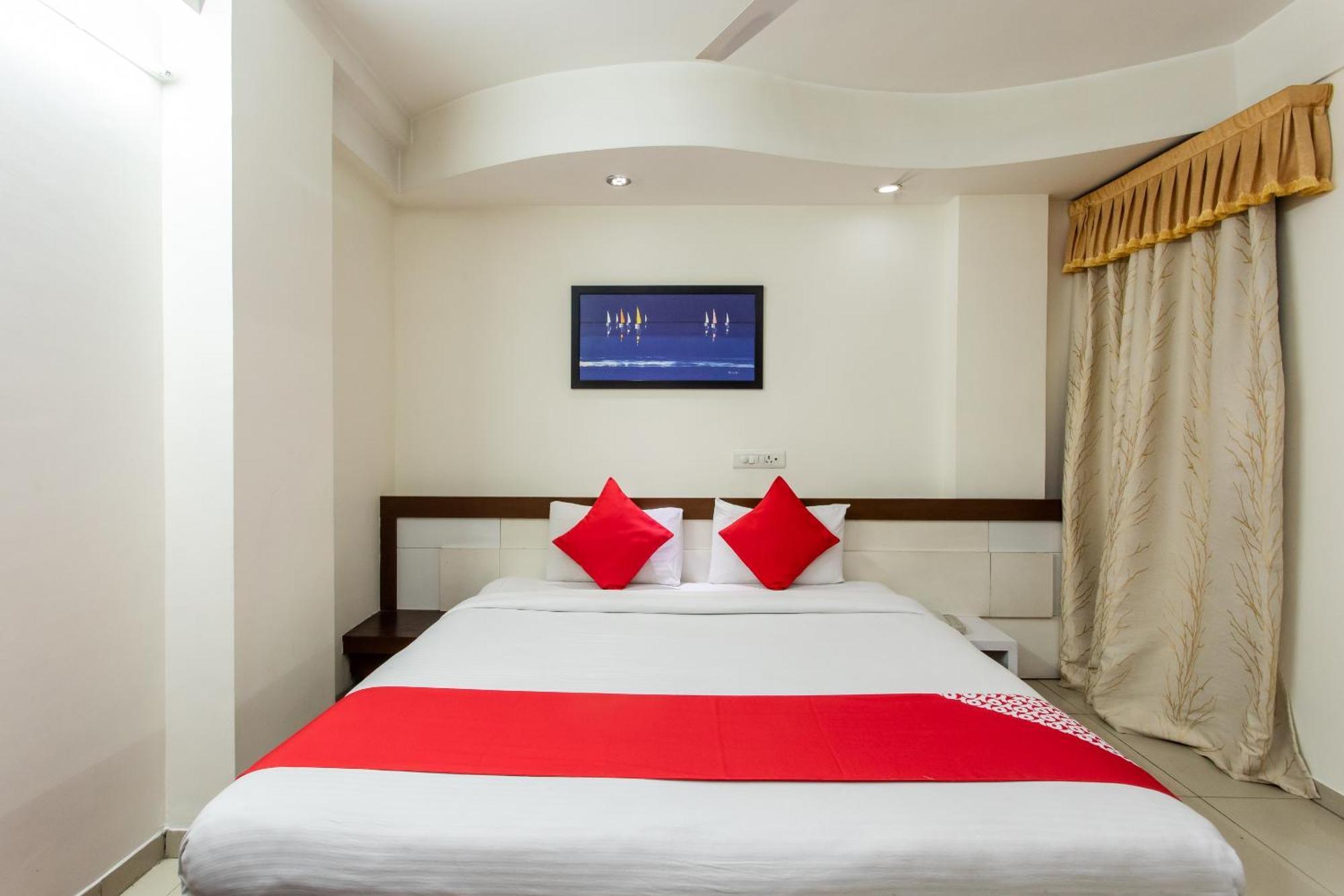 Super Hotel O Mohit Regency Bhopal Eksteriør billede
