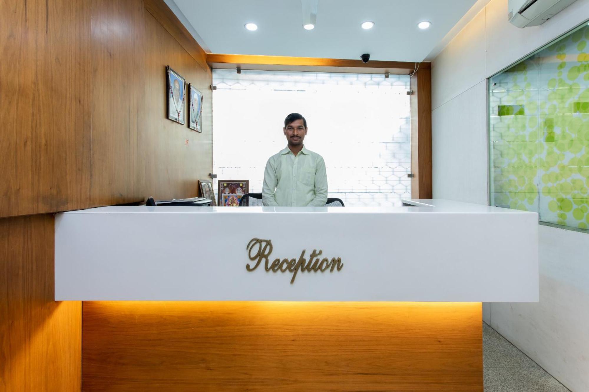 Super Hotel O Mohit Regency Bhopal Eksteriør billede