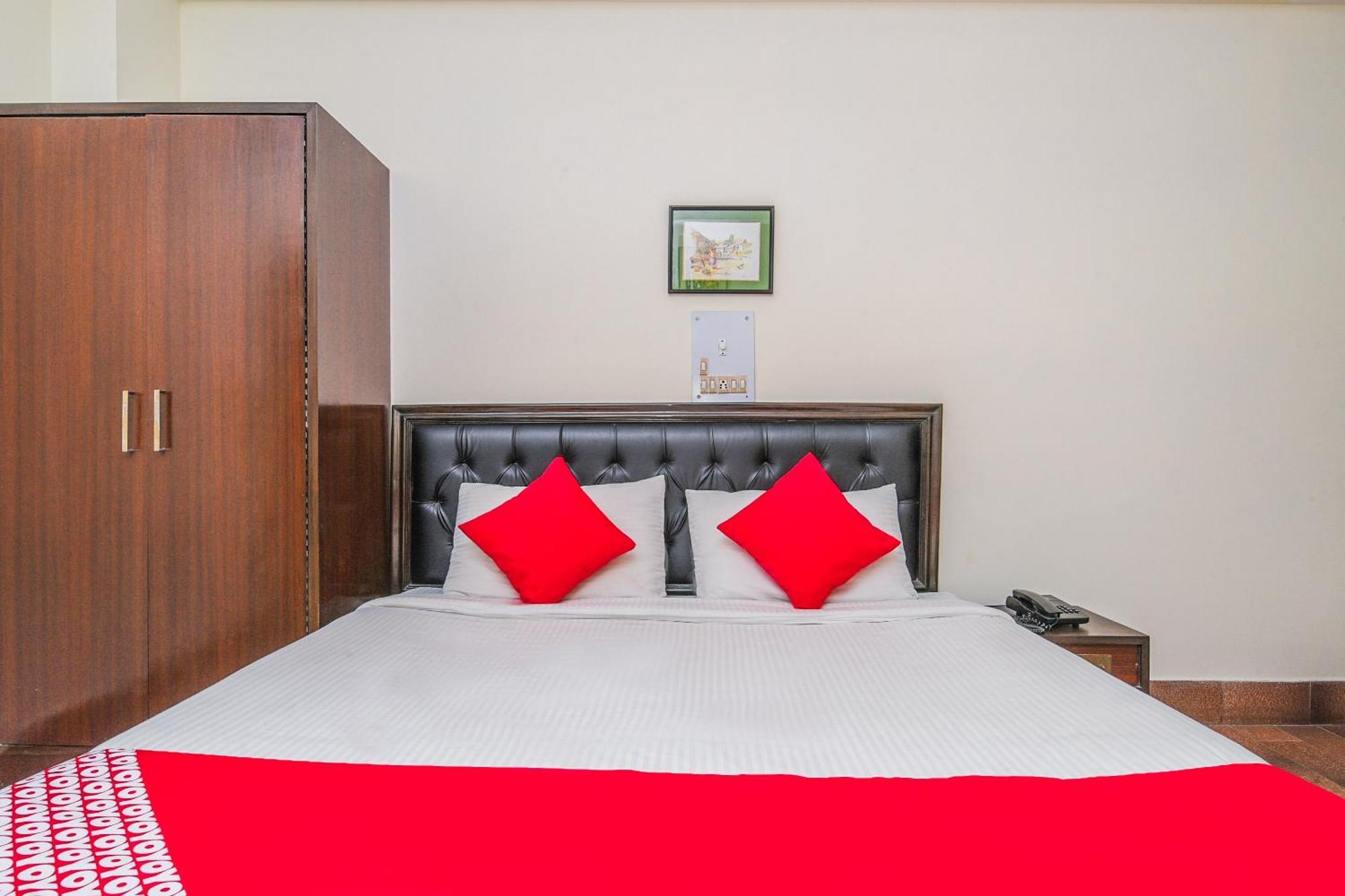Super Hotel O Mohit Regency Bhopal Eksteriør billede
