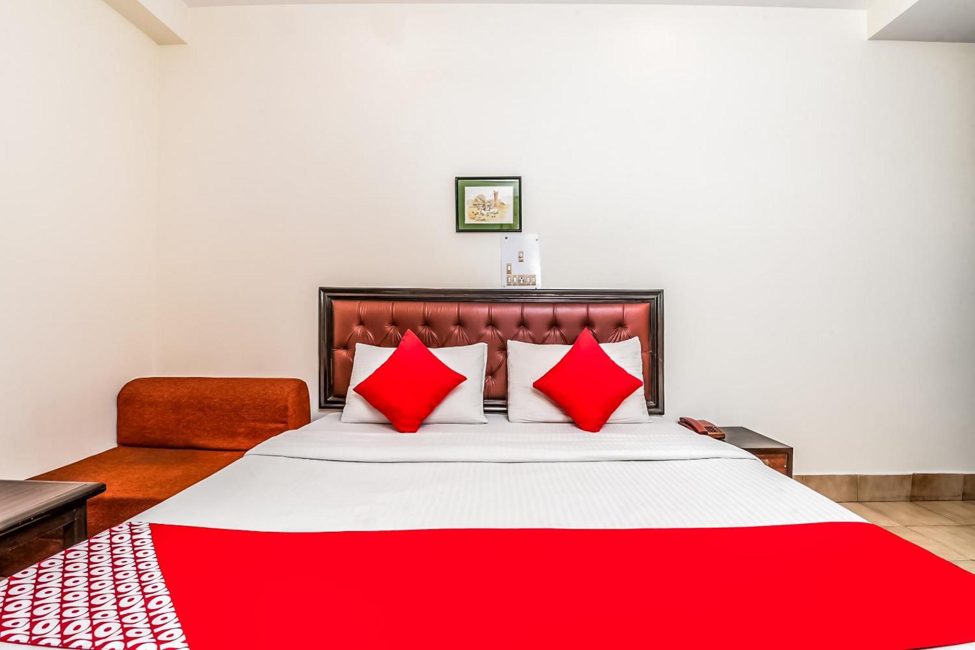 Super Hotel O Mohit Regency Bhopal Eksteriør billede